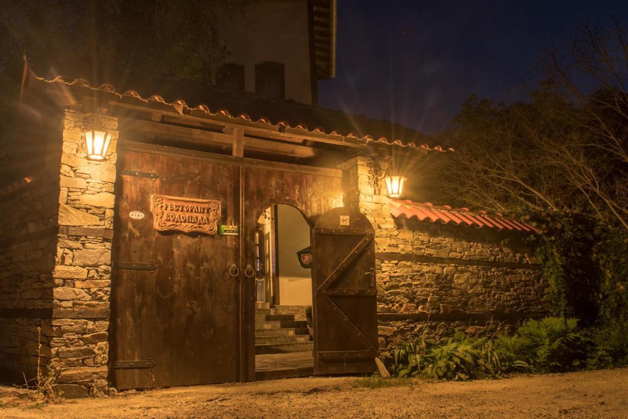 Комплекс Водопада Otel Khrabrino Dış mekan fotoğraf
