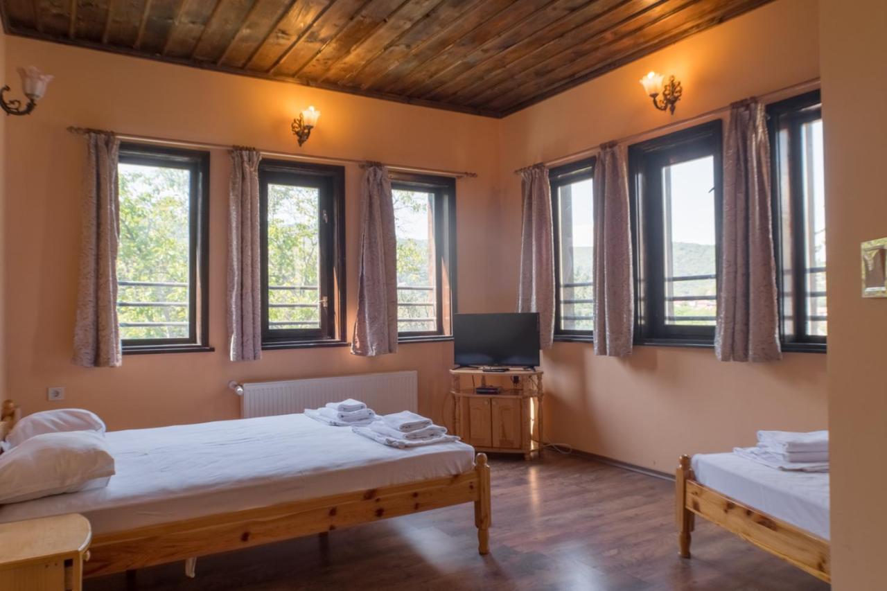 Комплекс Водопада Otel Khrabrino Oda fotoğraf