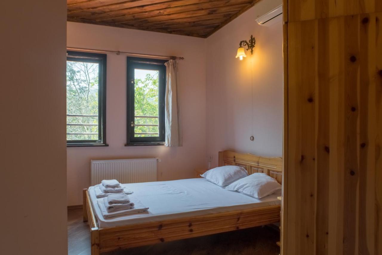 Комплекс Водопада Otel Khrabrino Oda fotoğraf