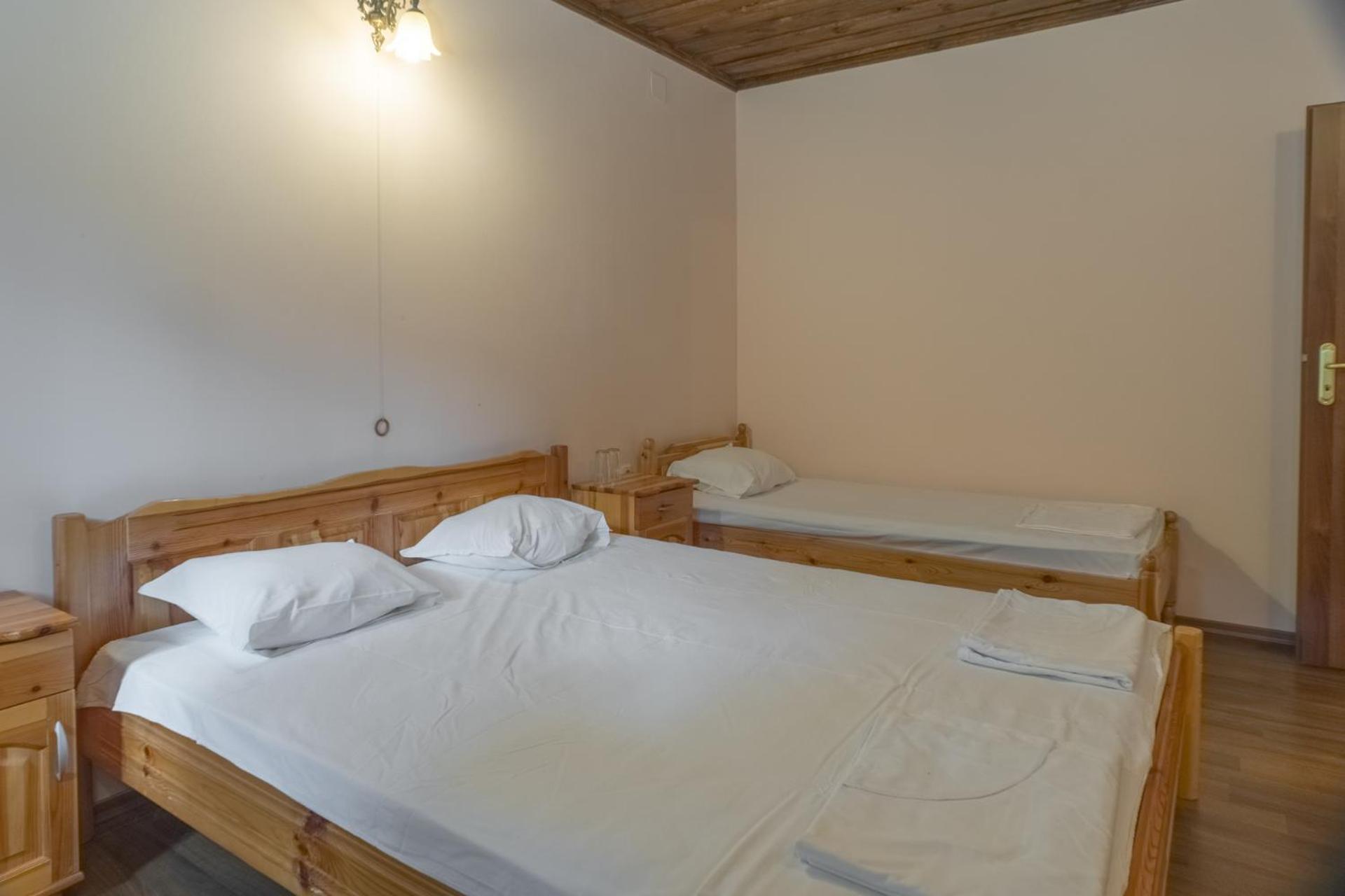 Комплекс Водопада Otel Khrabrino Oda fotoğraf
